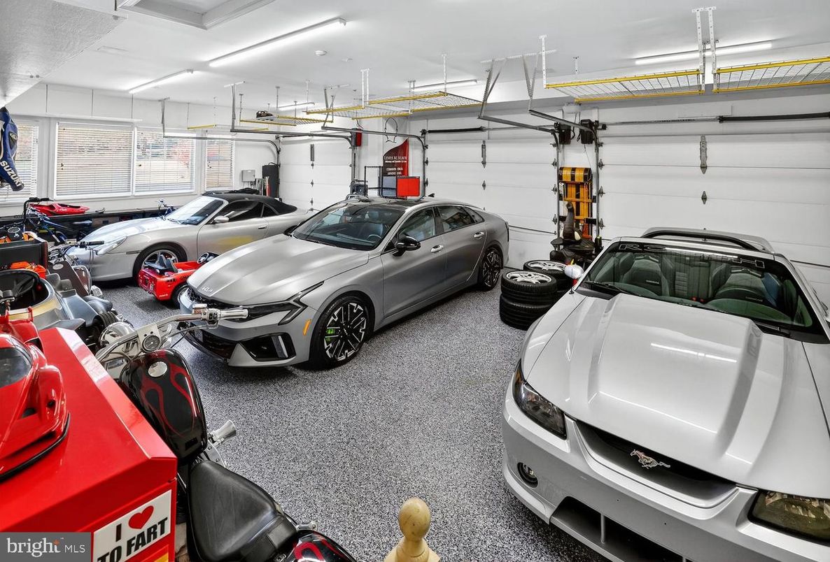 Garage, Interior, Recessed Lighting