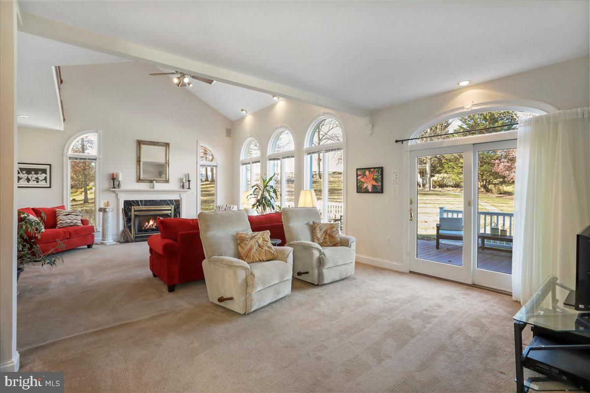 Fireplace, Interior, Living room, Recessed Lighting