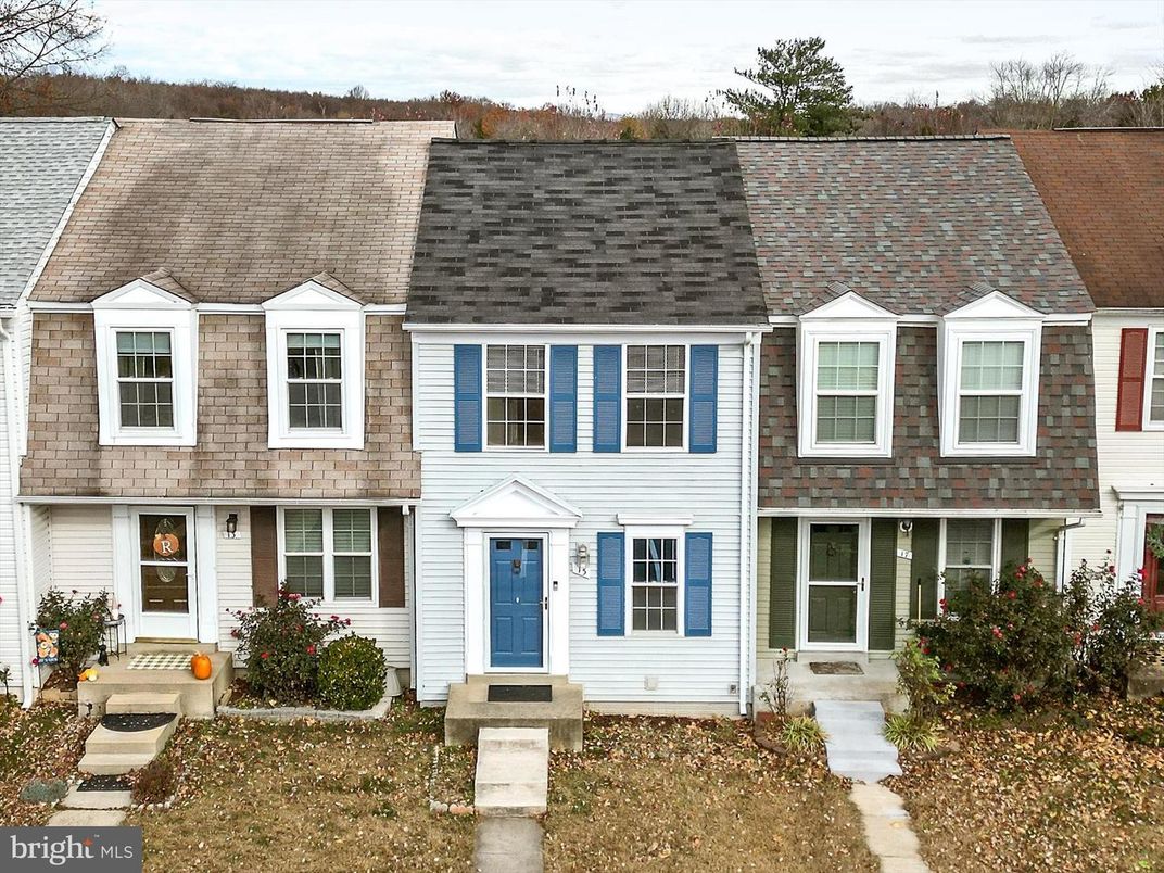 Exterior, Facade, Georgian