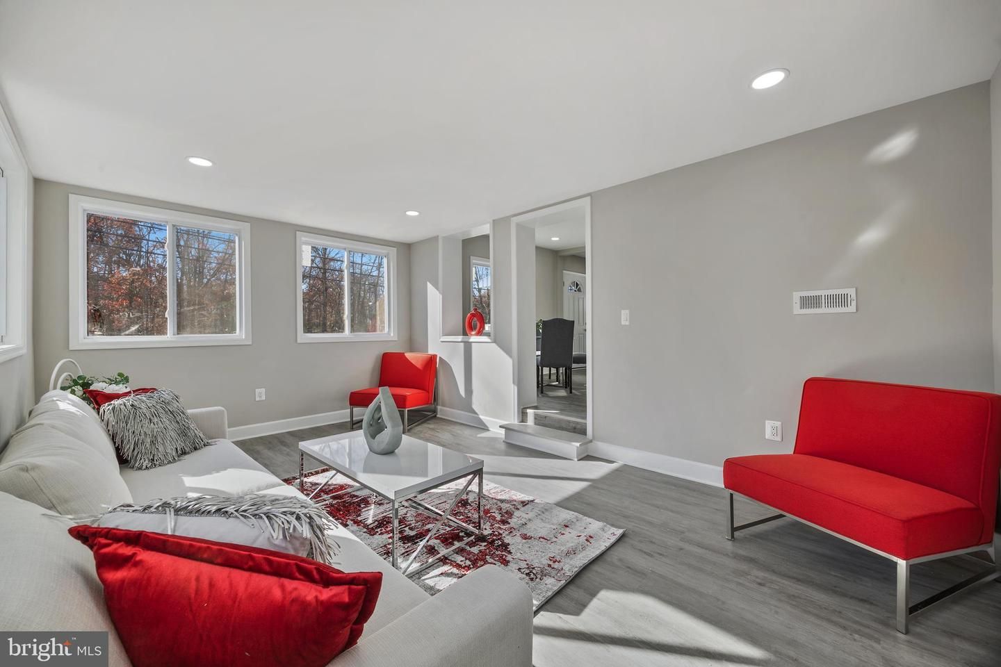 Interior, Living room, Recessed Lighting, Wood Texture Flooring