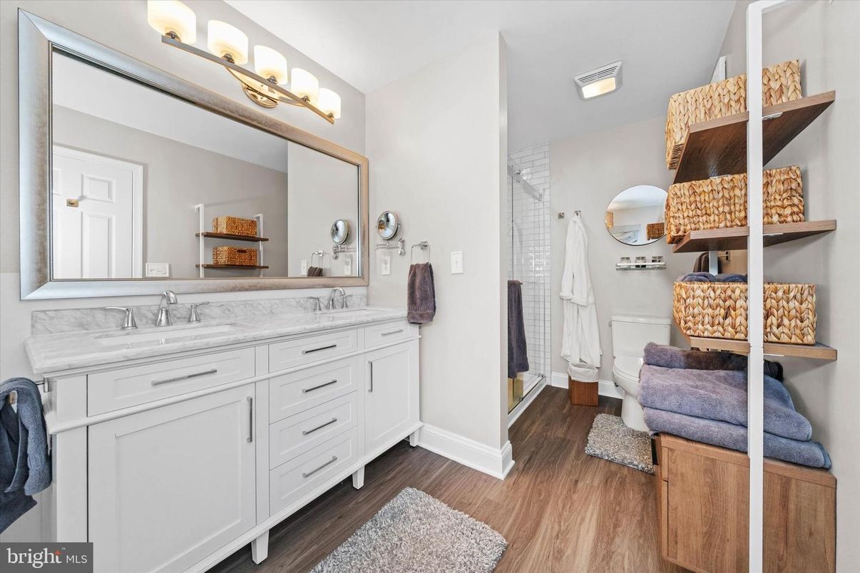 Bathroom, Interior, Wood Texture Flooring