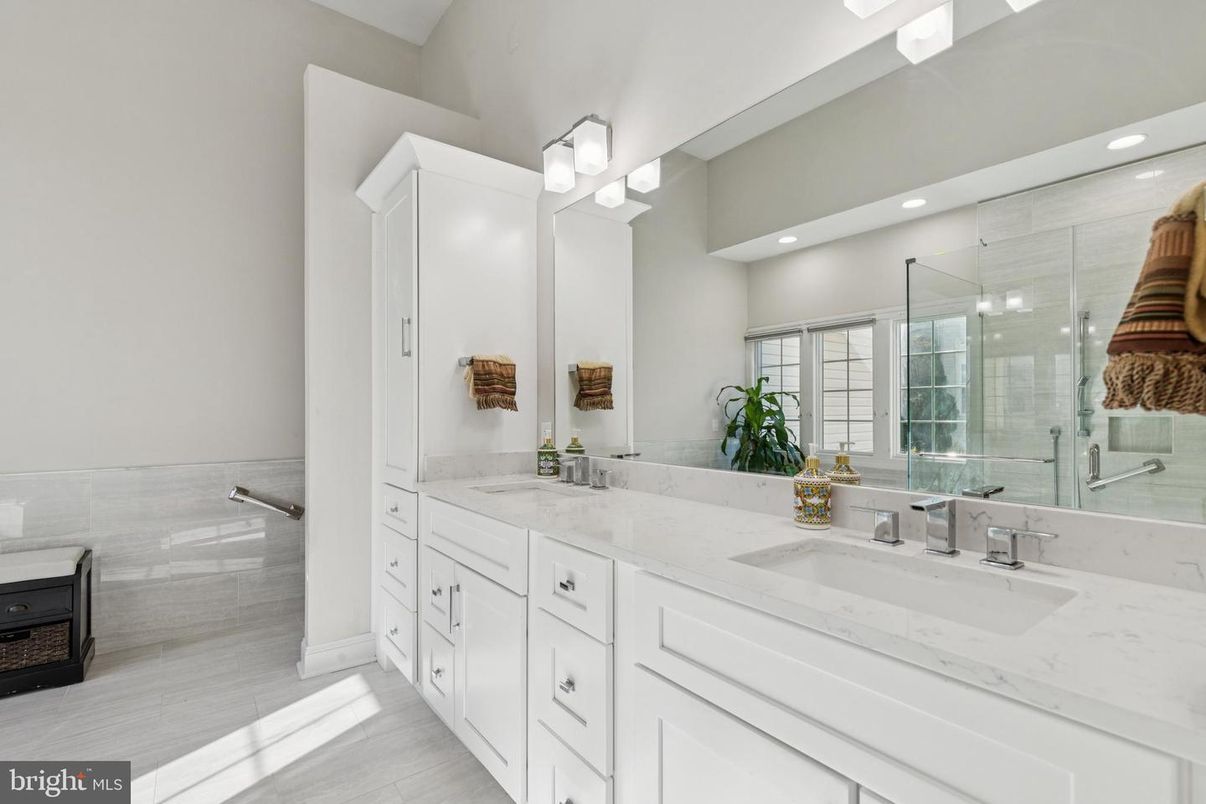 Bathroom, Dual Sink Vanities, Glass Shower, Interior, Recessed Lighting