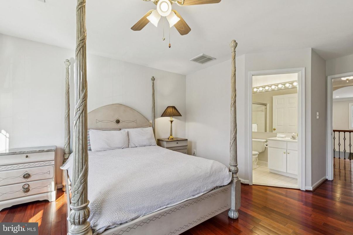 Bathroom, Bedroom, Interior, Wood Texture Flooring