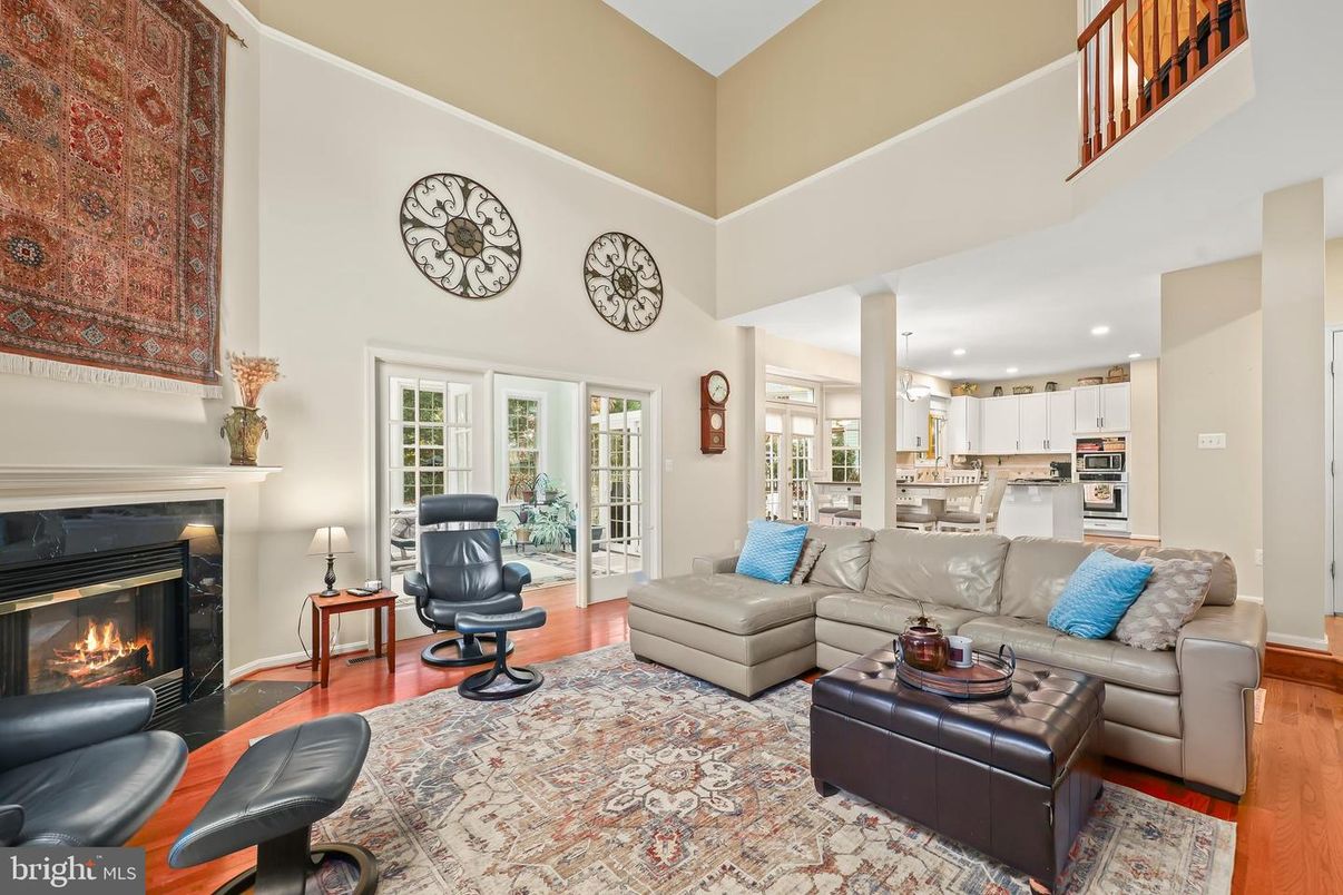 Fireplace, Interior, Kitchen, Living room, Recessed Lighting, Wood Texture Flooring