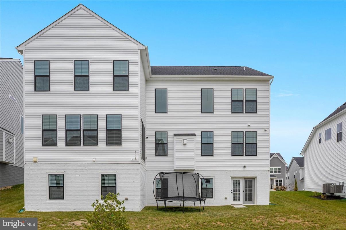 Backyard, Exterior, Playground