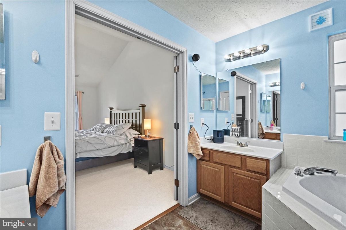 Bathroom, Bedroom, Interior