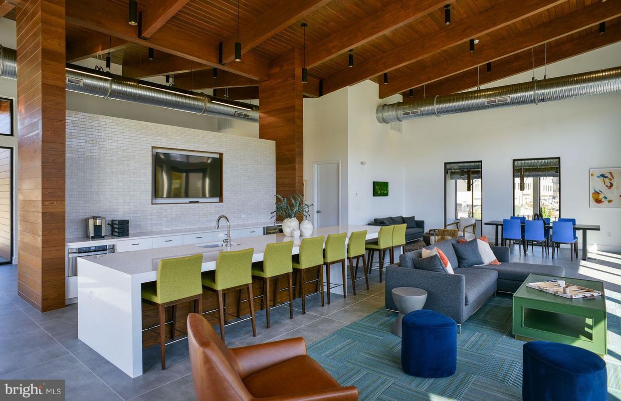 Dining room, Interior, Kitchen, Living room, Stainless Steel Appliances, Wooden Beams, Wooden Ceilings
