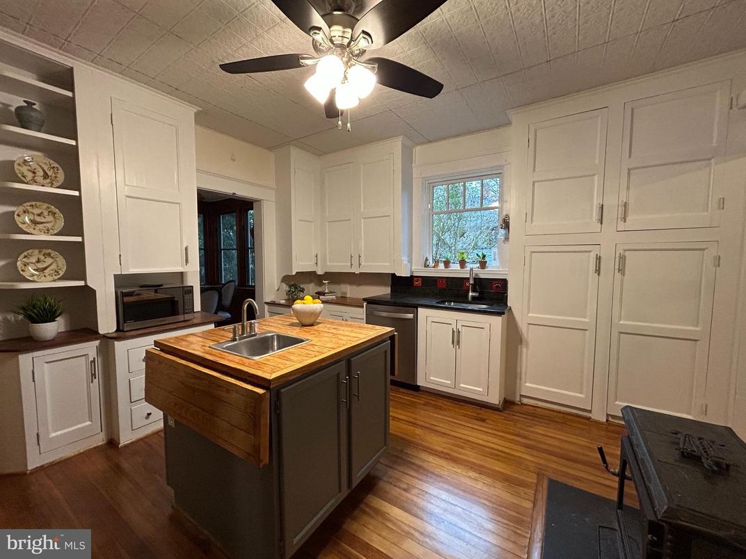 Interior, Kitchen, Wood Texture Flooring
