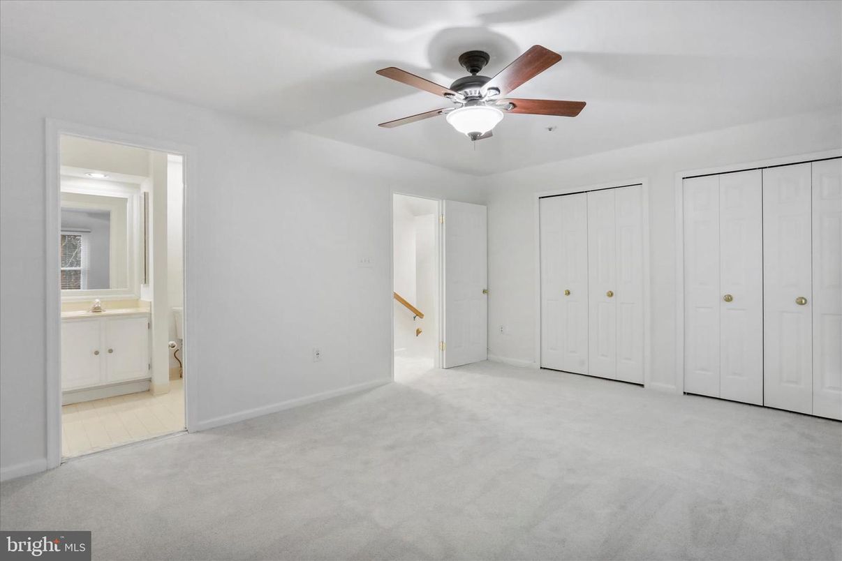Bathroom, Empty room, Interior