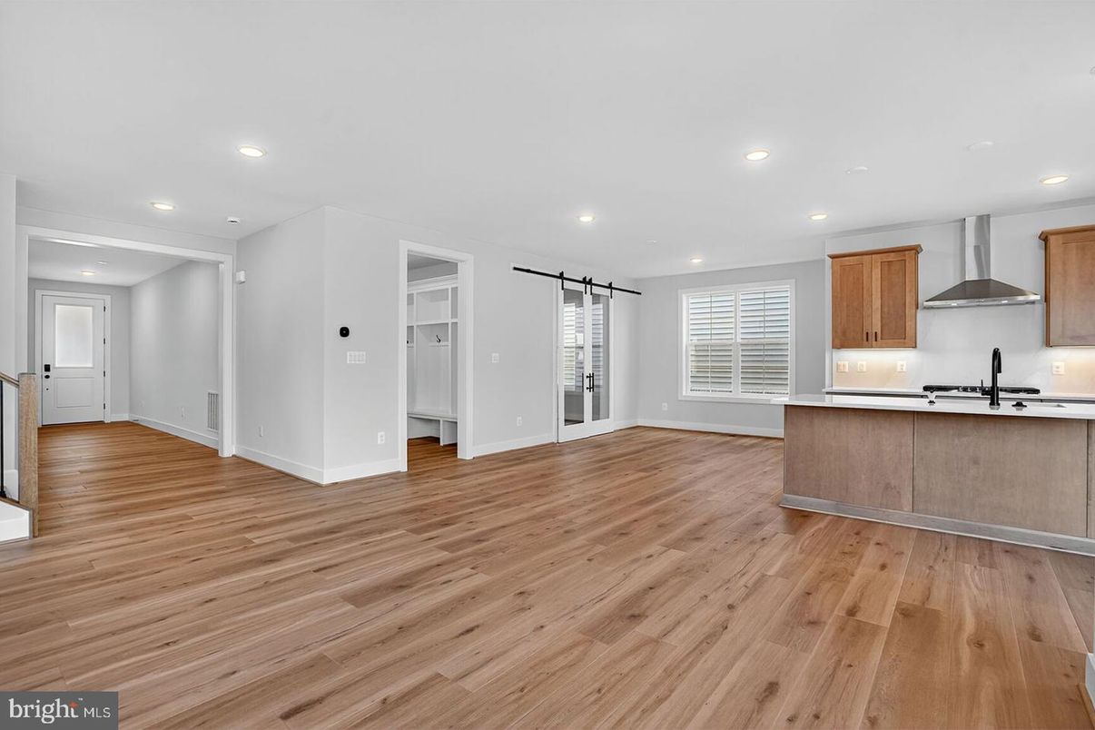 Empty room, Interior, Kitchen, Recessed Lighting, Wood Texture Flooring