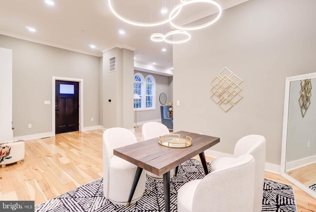 Dining room, Interior, Pendant Lights, Recessed Lighting, Wood Texture Flooring