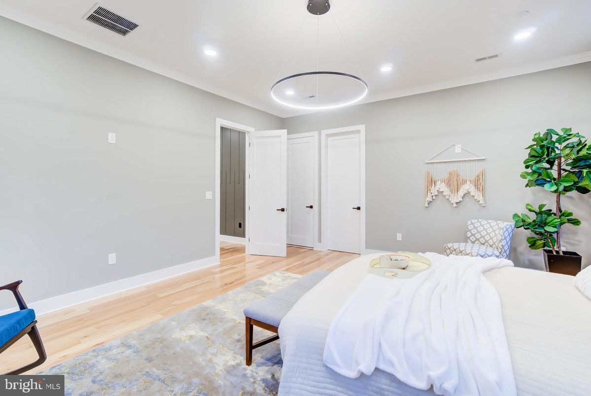 Bedroom, Interior, Pendant Lights, Recessed Lighting, Wood Texture Flooring