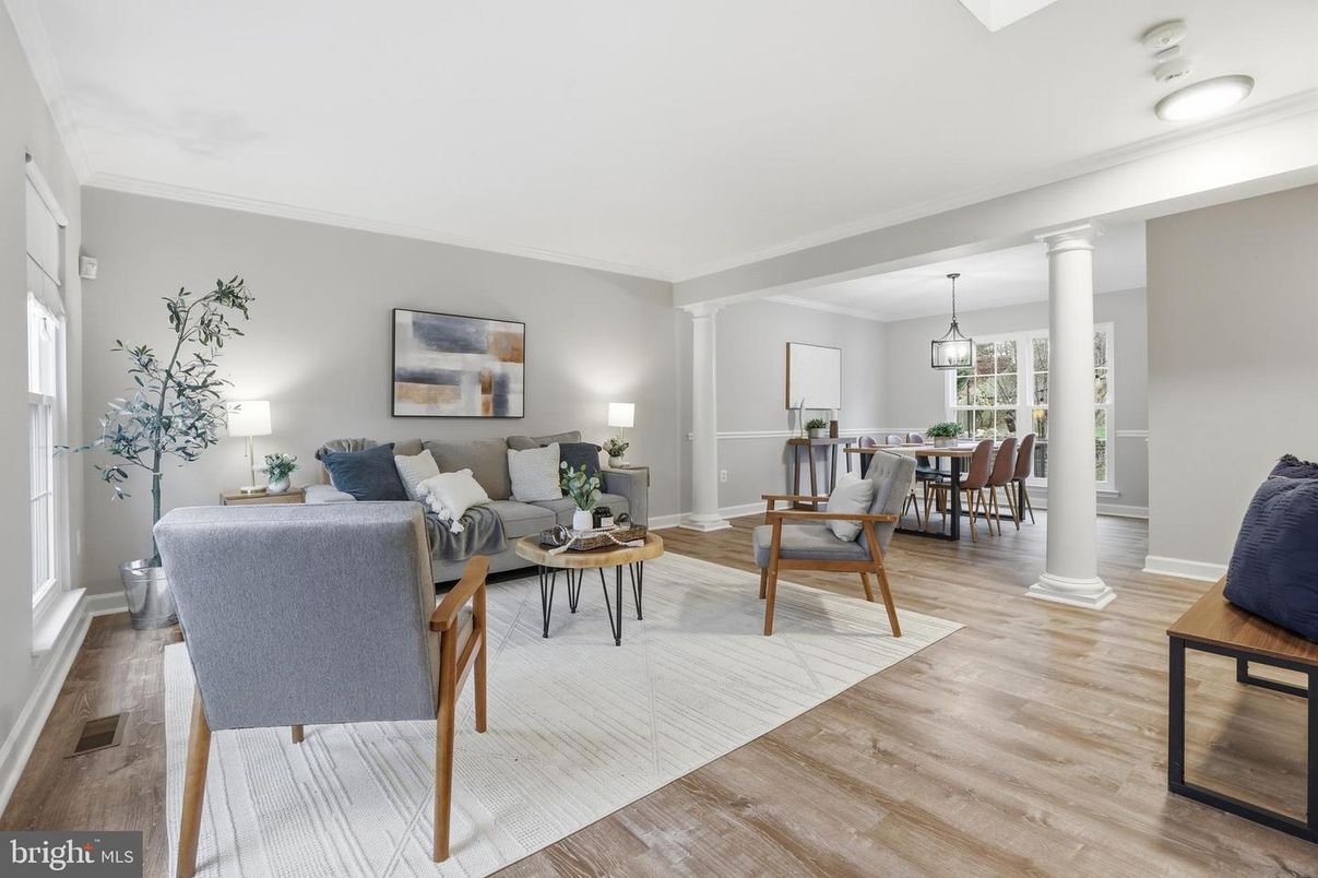 Dining room, Interior, Living room, Pendant Lights, Wood Texture Flooring