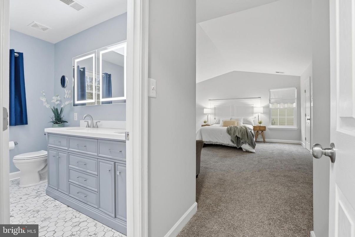 Bathroom, Bedroom, Interior