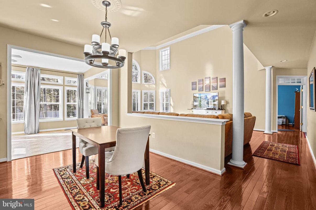 Chandelier, Dining room, Interior, Pendant Lights, Recessed Lighting, Wood Texture Flooring