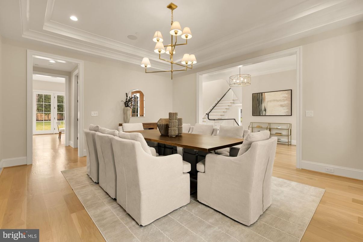 Chandelier, Dining room, Interior, Recessed Lighting, Wood Texture Flooring