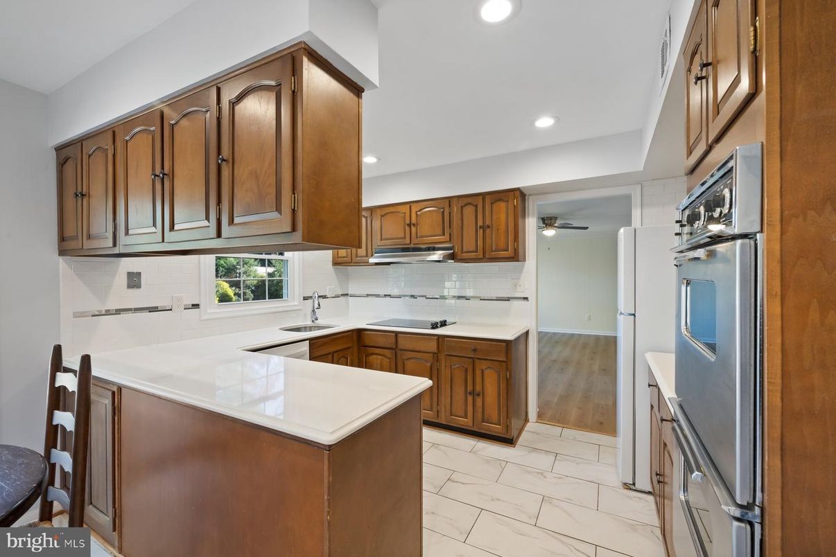 Interior, Kitchen, Marble, Recessed Lighting, Wood Texture Flooring
