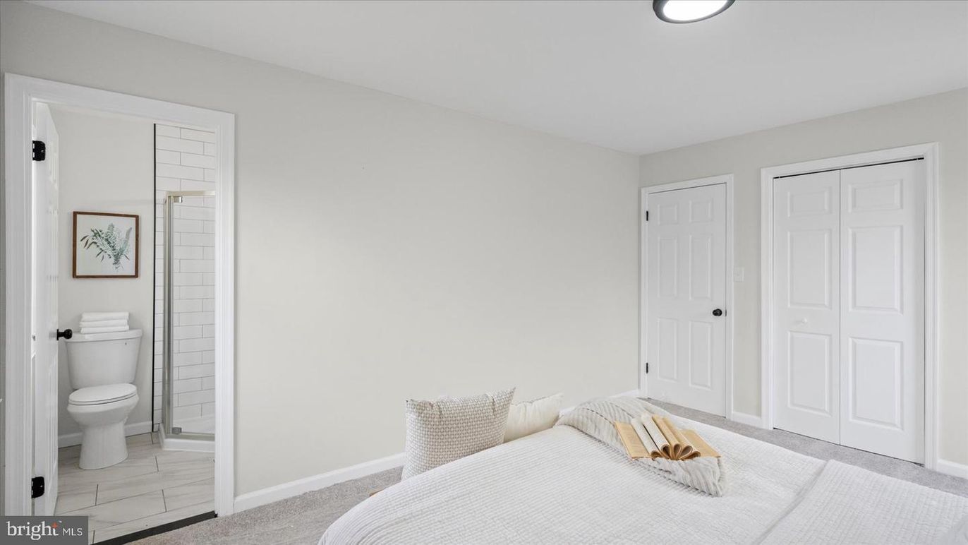 Bathroom, Bedroom, Interior, Recessed Lighting