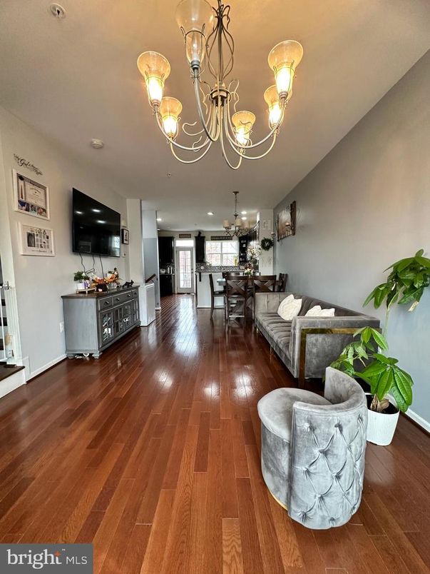 Chandelier, Dining room, Interior, Living room, Wood Texture Flooring