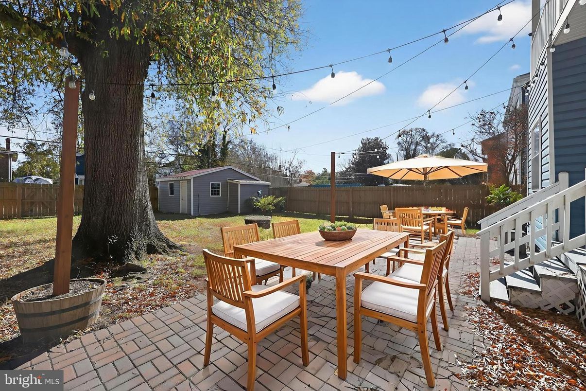 Backyard, Detached Garage, Exterior