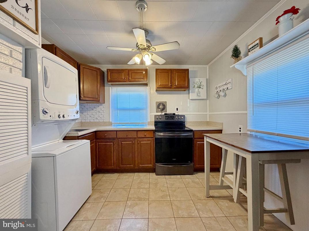 Interior, Kitchen, Washer