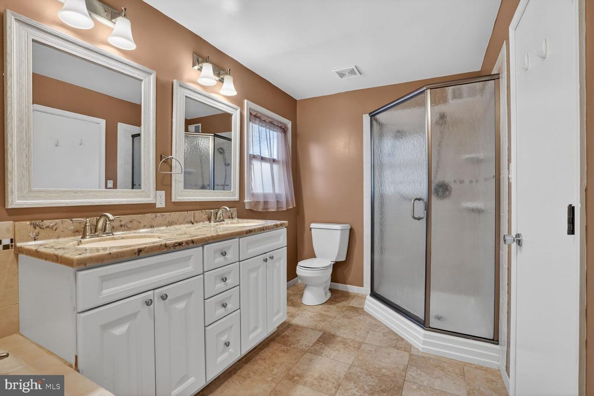Bathroom, Dual Sink Vanities, Glass Shower, Interior