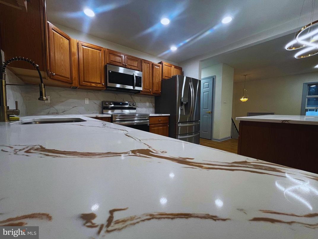 Interior, Kitchen, Pendant Lights, Recessed Lighting, Stainless Steel Appliances