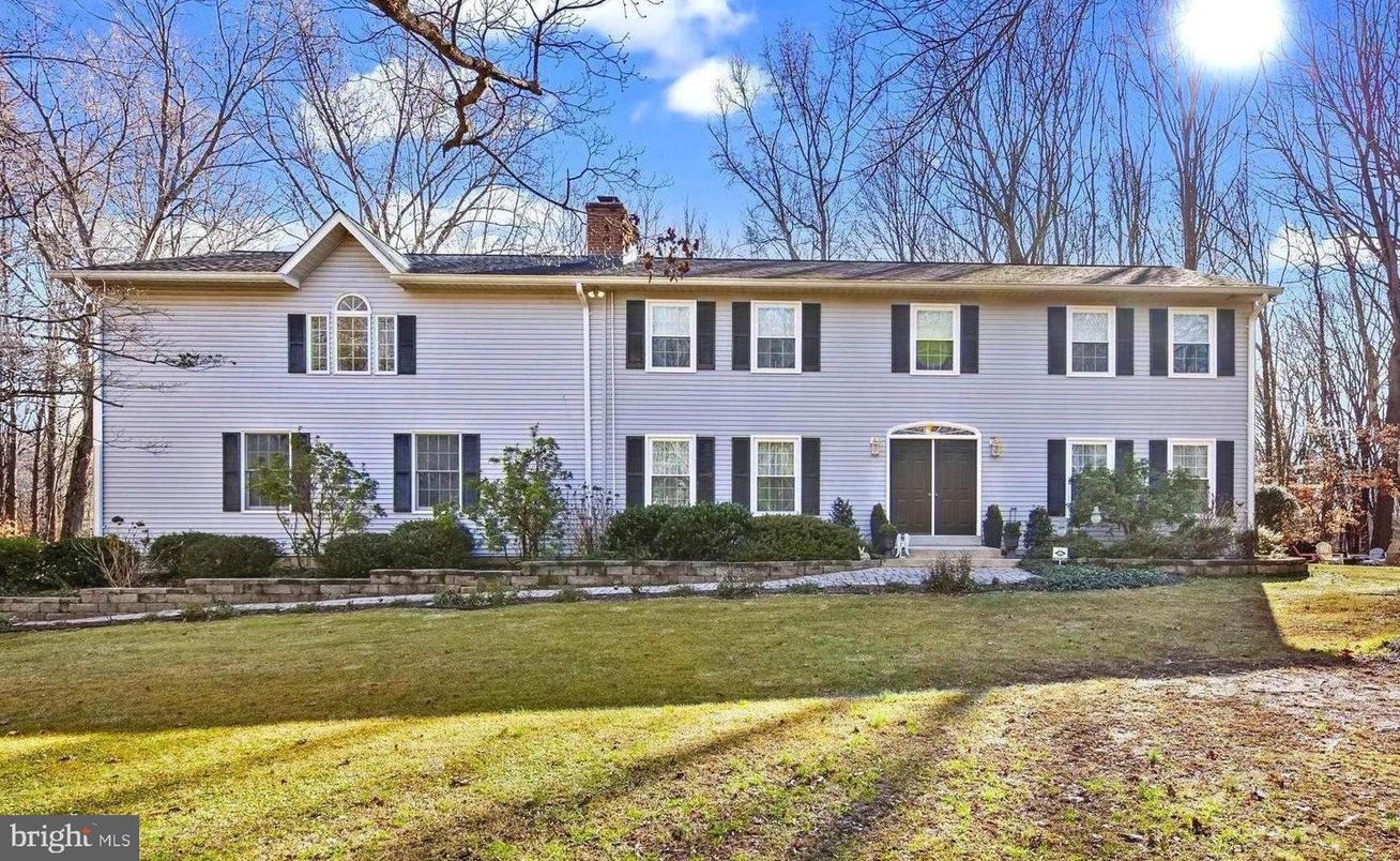 Backyard, Exterior, Facade, Georgian