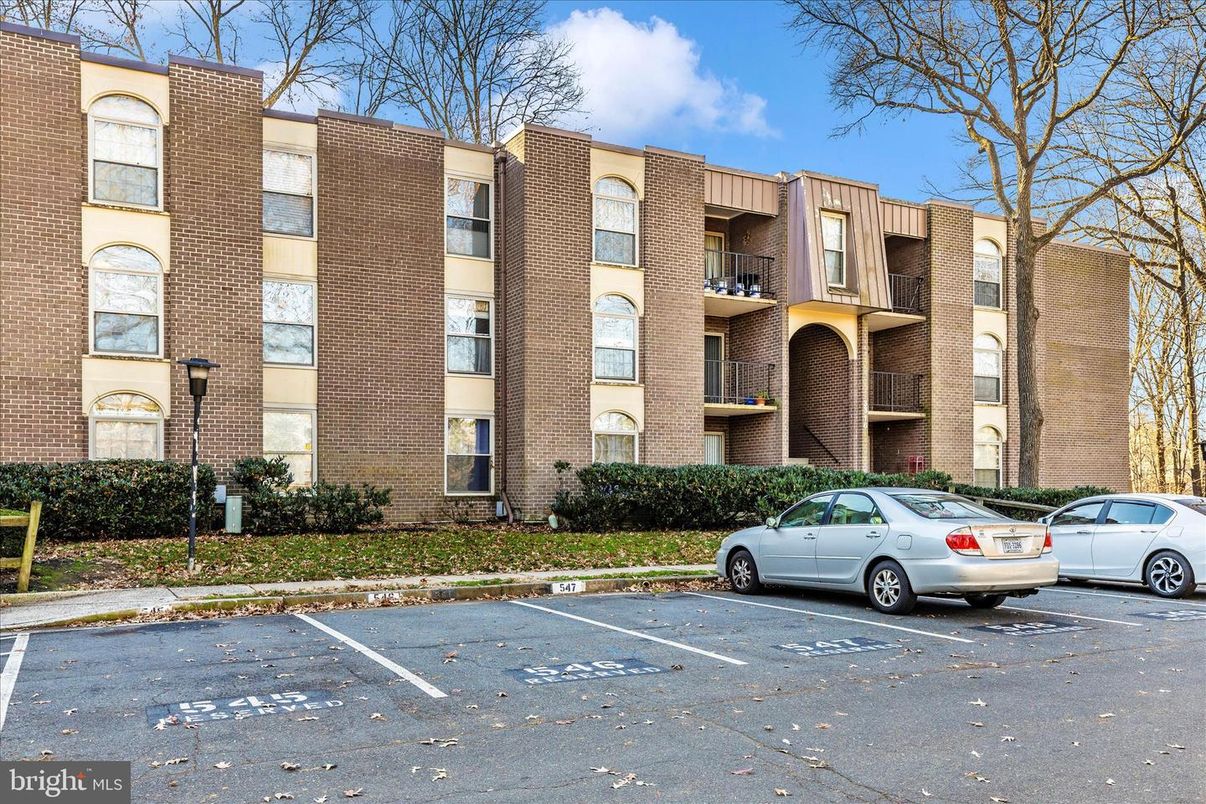 Exterior, Facade, Brick Facade, Condo Building