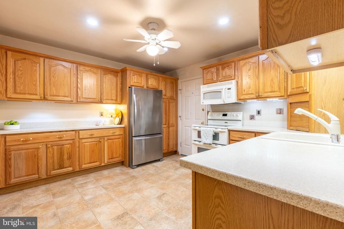 Interior, Kitchen, Recessed Lighting