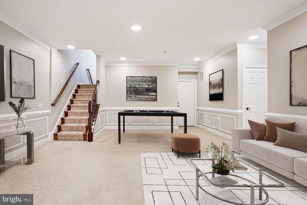 Game Room, Interior, Living room, Recessed Lighting