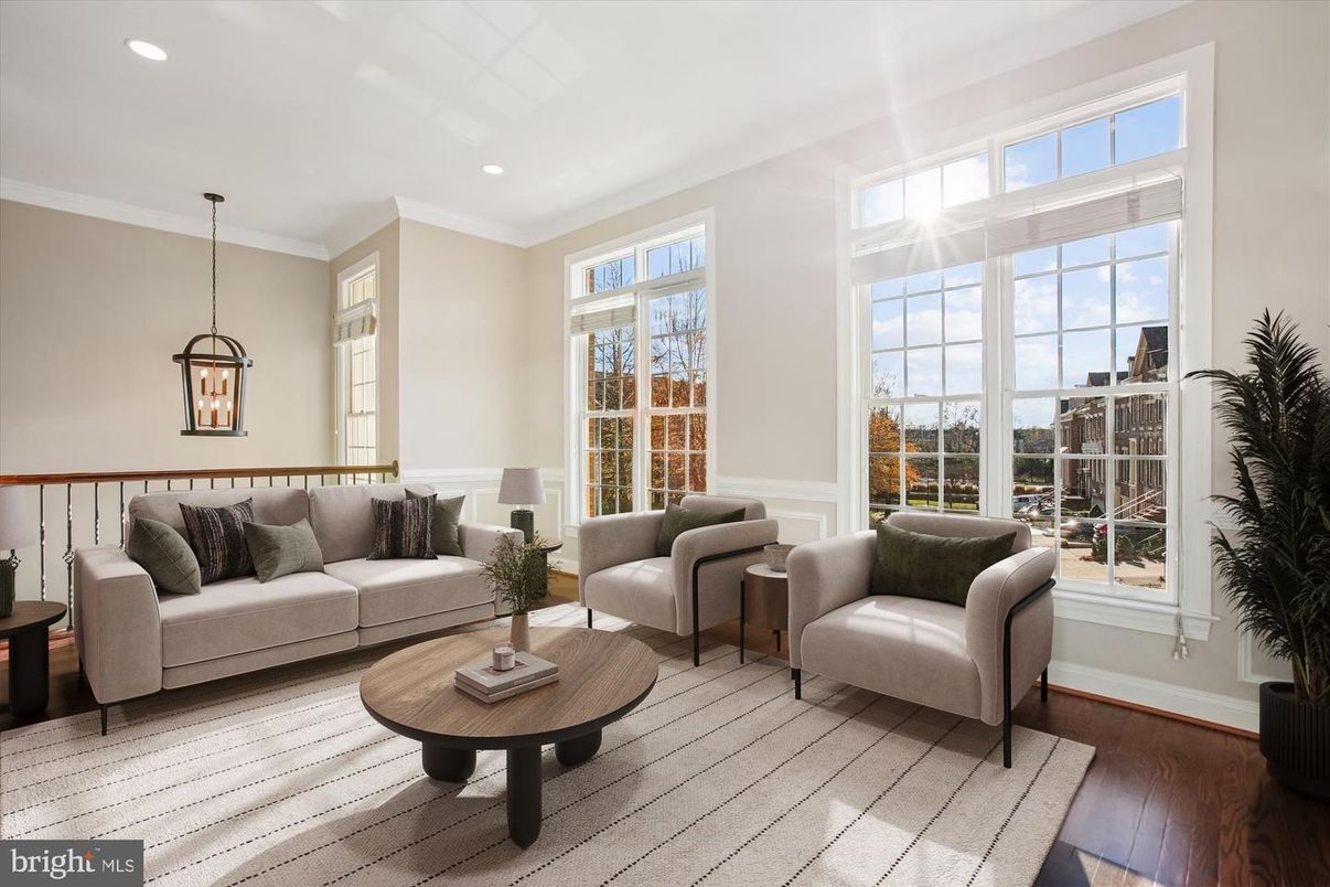 Interior, Living room, Pendant Lights, Recessed Lighting, Wood Texture Flooring