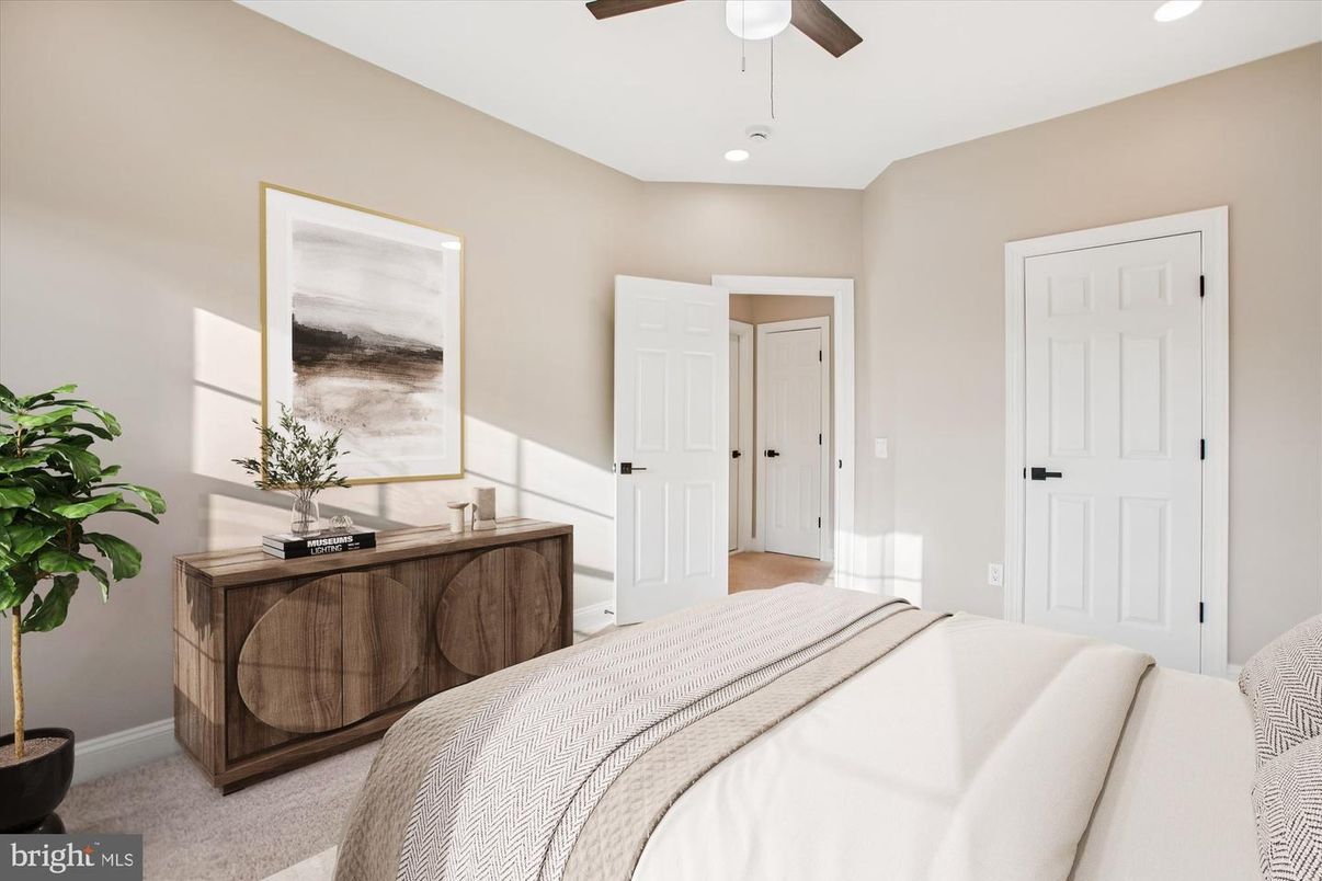 Bedroom, Interior, Recessed Lighting