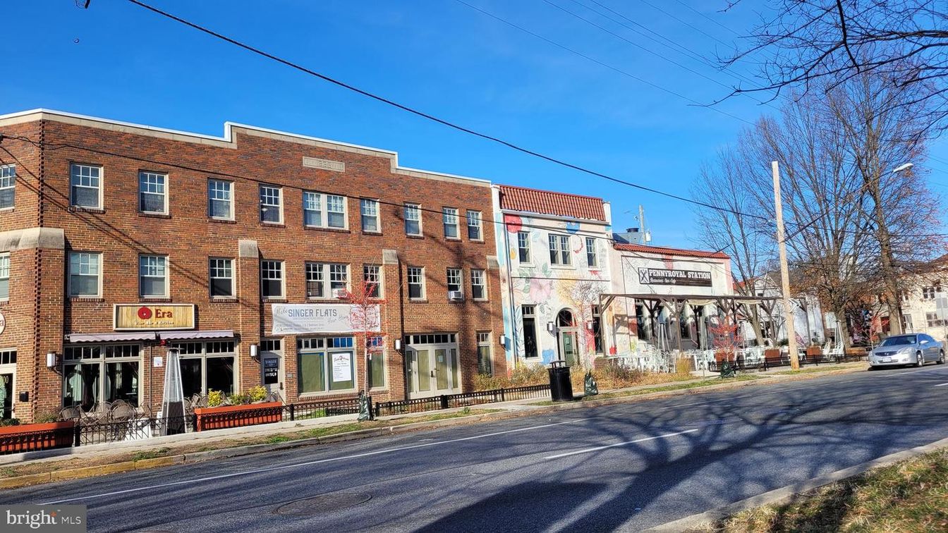 Exterior, Facade, Brick Facade, Condo Building