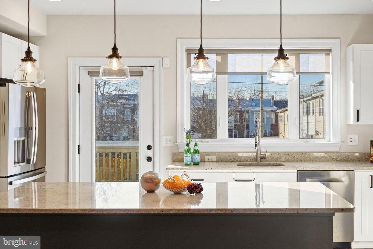 Interior, Kitchen, Pendant Lights, Stainless Steel Appliances