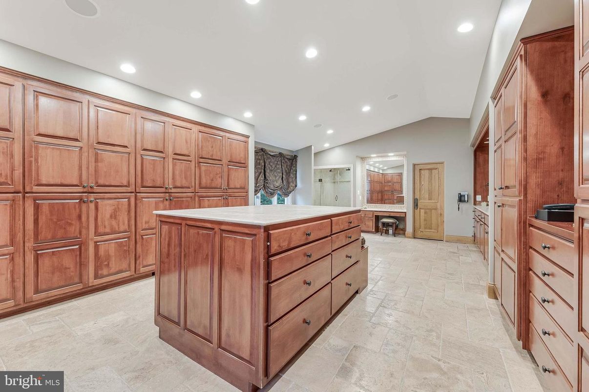 Interior, Recessed Lighting