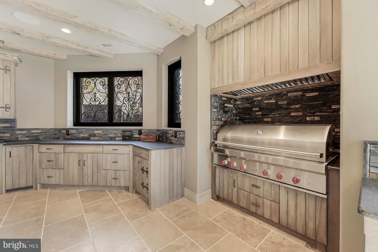 Interior, Recessed Lighting, Stainless Steel Appliances