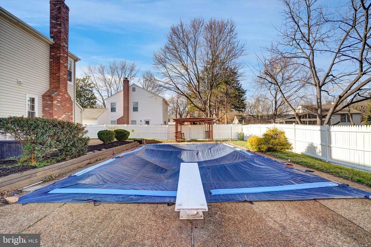 Backyard, Exterior, Playground