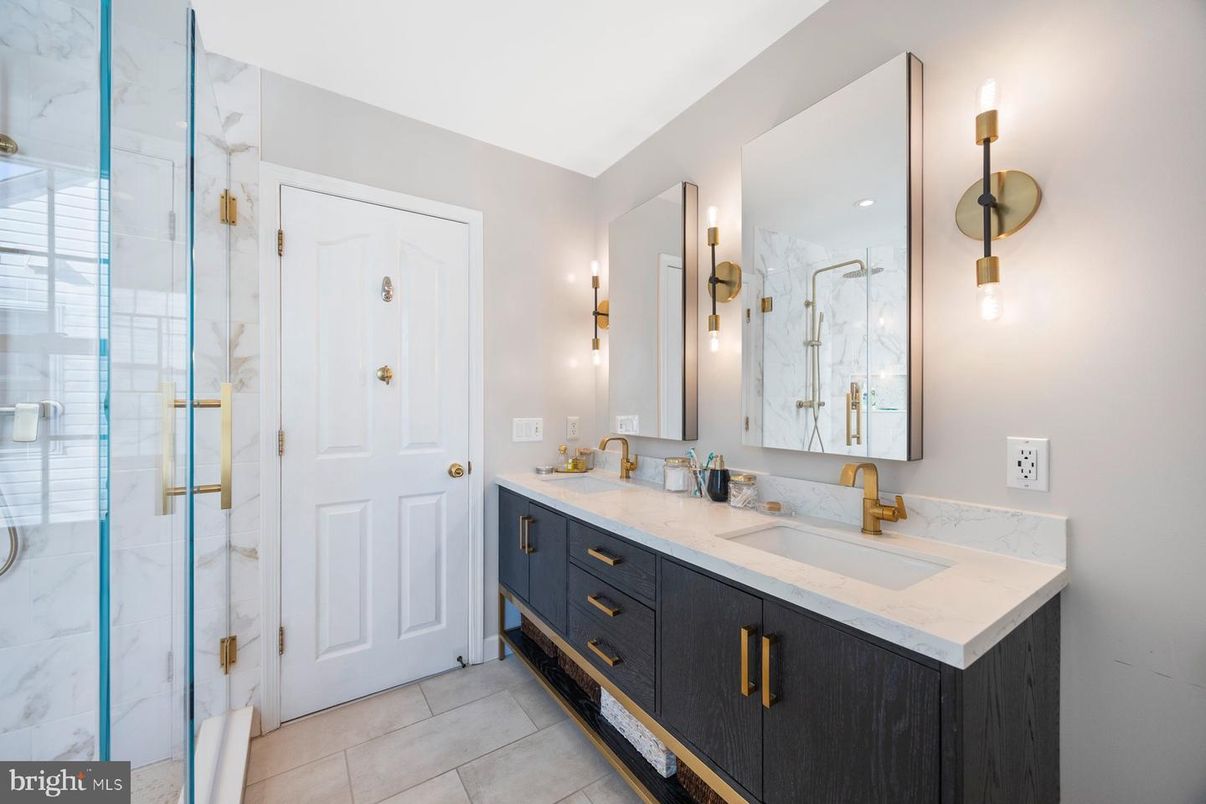 Bathroom, Dual Sink Vanities, Glass Shower, Interior