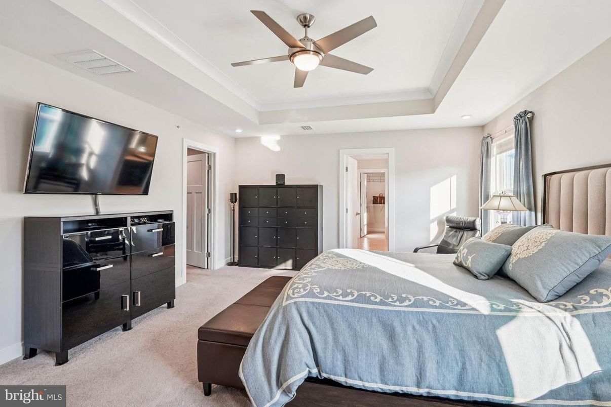 Bedroom, Interior, Recessed Lighting