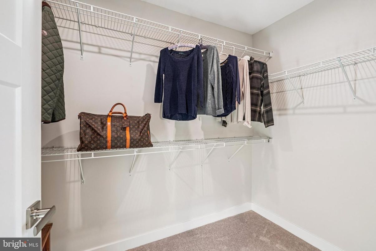 Interior, Walk-in Closets