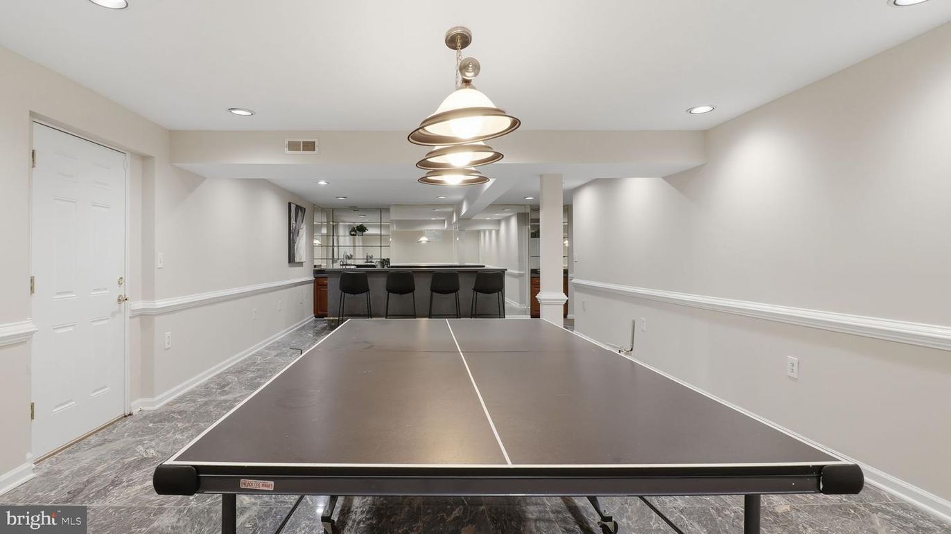 Game Room, Interior, Pendant Lights, Recessed Lighting