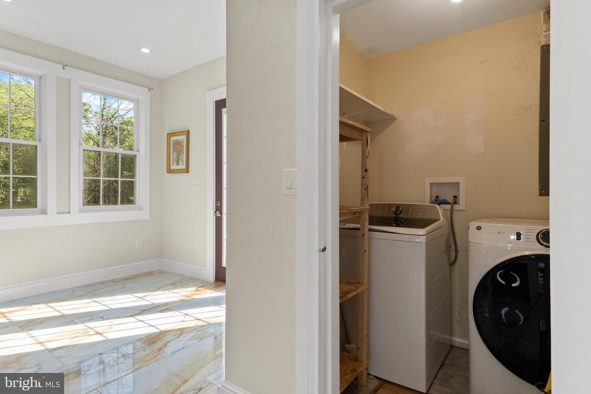 Interior, Recessed Lighting, Washer