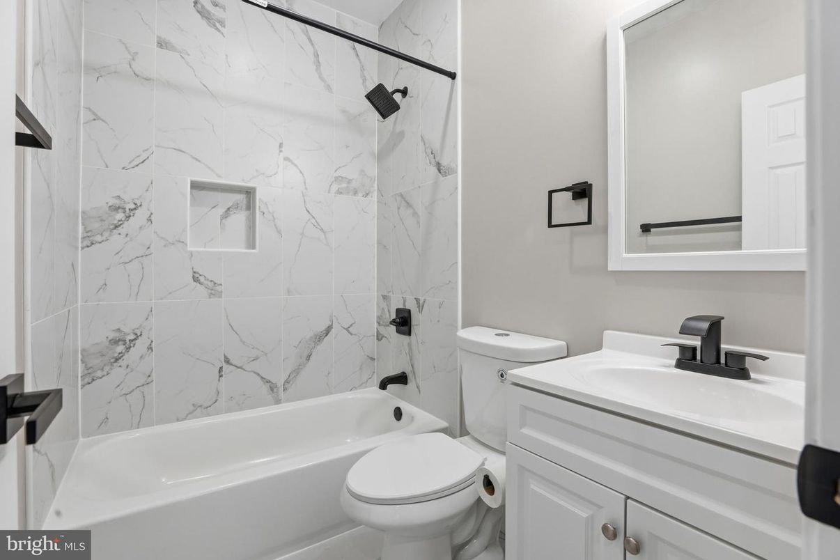 Bathroom, Interior, Marble Walls