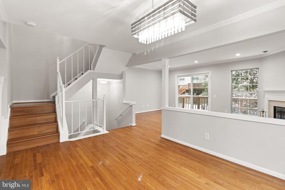 Chandelier, Fireplace, Interior, Recessed Lighting, Wood Texture Flooring