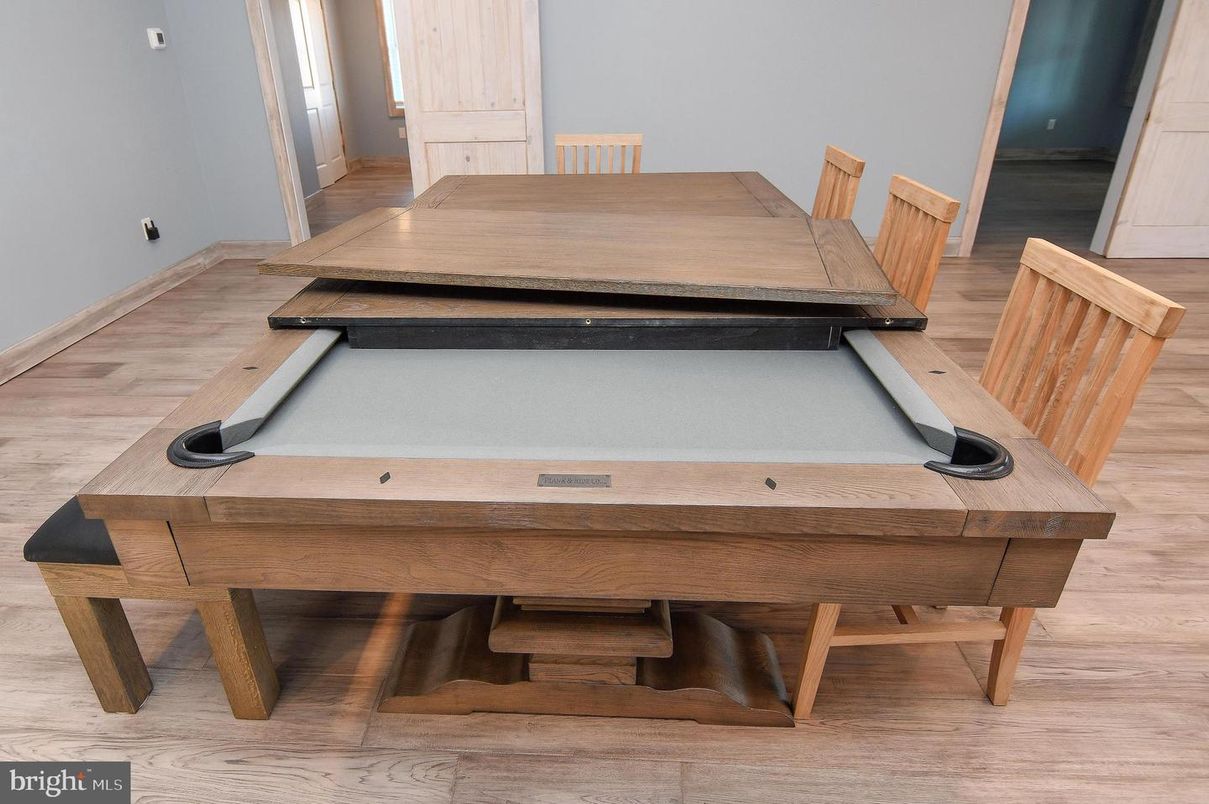 Game Room, Interior, Wood Texture Flooring