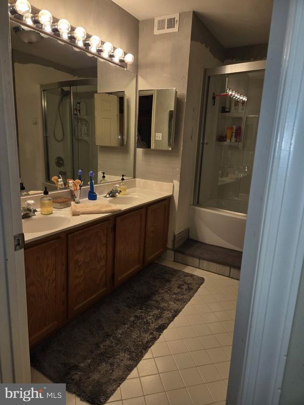 Bathroom, Dual Sink Vanities, Glass Shower, Interior