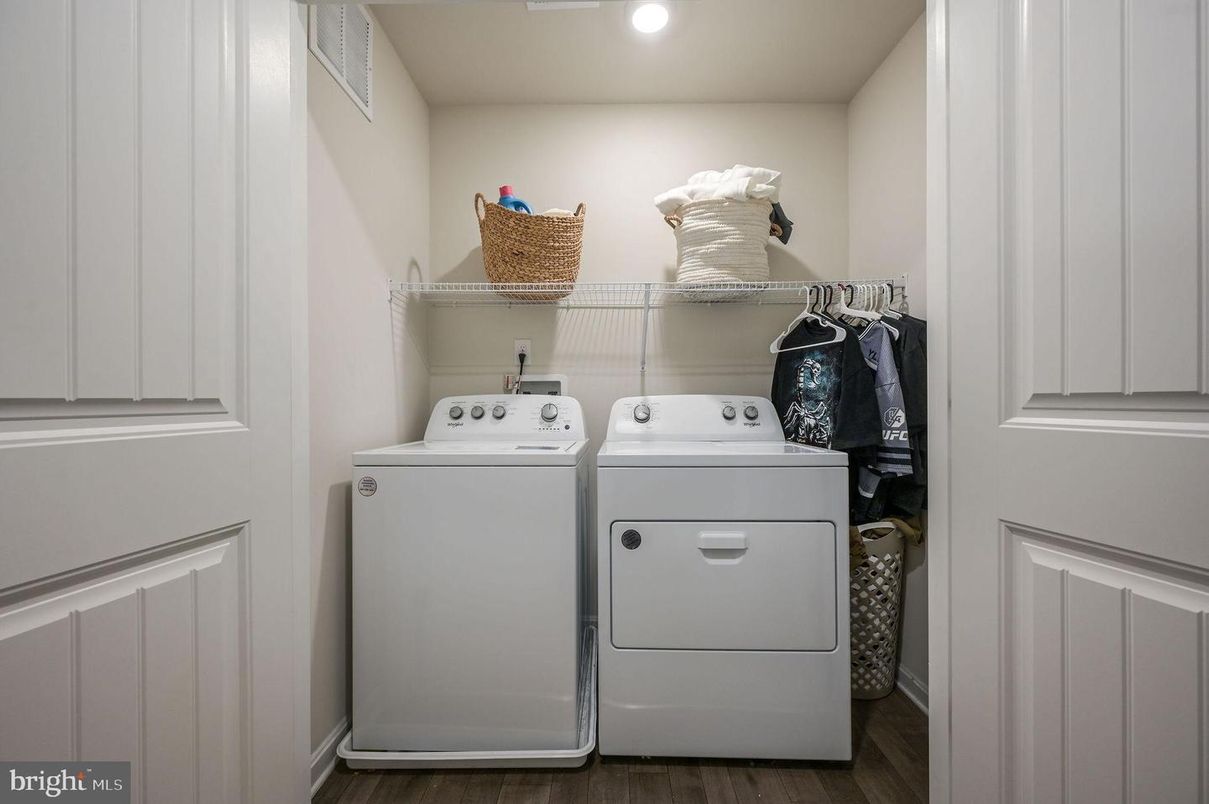 Interior, Recessed Lighting, Utility Closets, Washer, Wood Texture Flooring