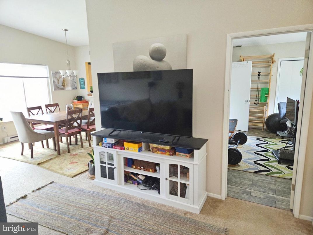 Dining room, Interior, Pendant Lights