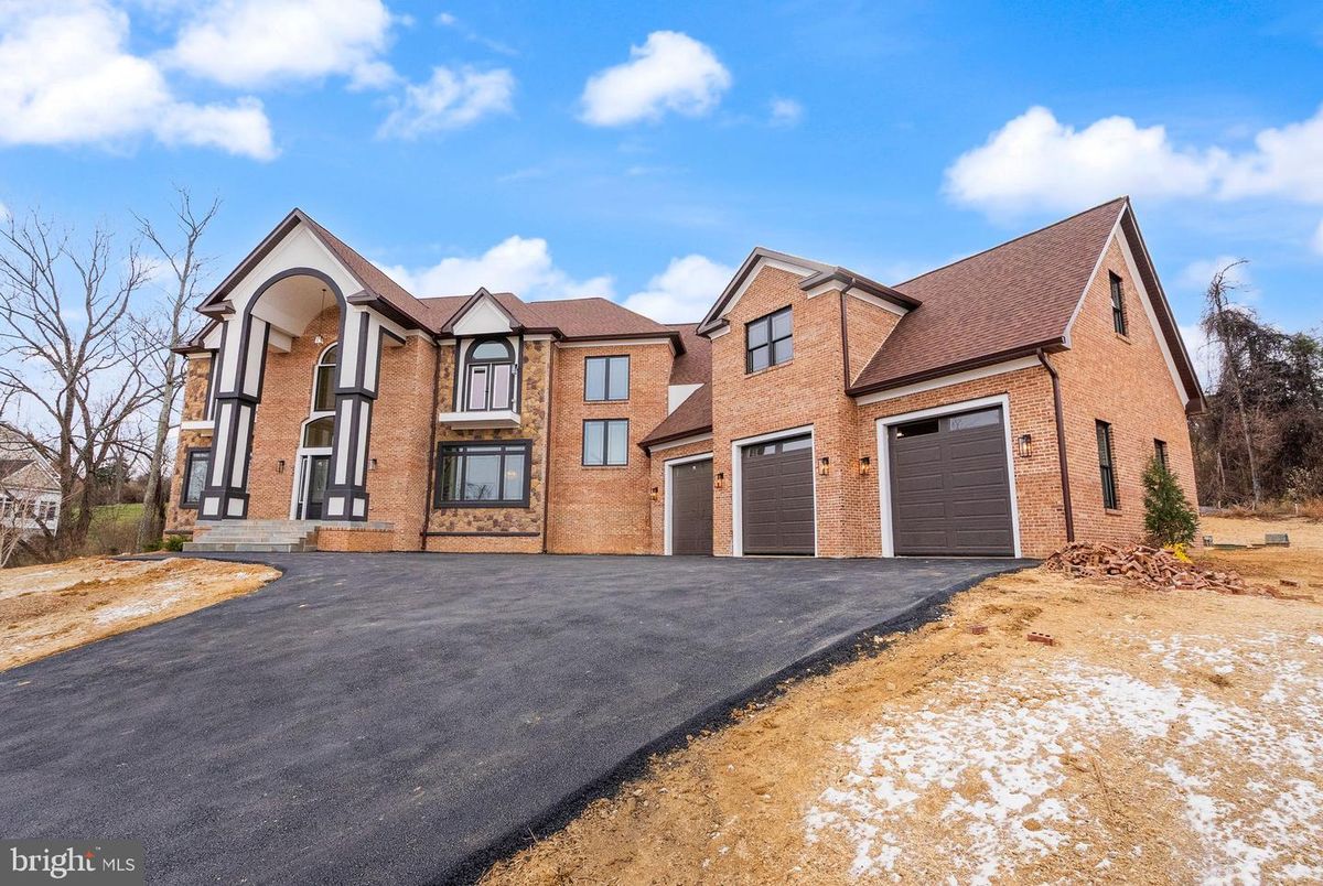 Attached, Exterior, Facade, Brick Facade, Tudor Revival